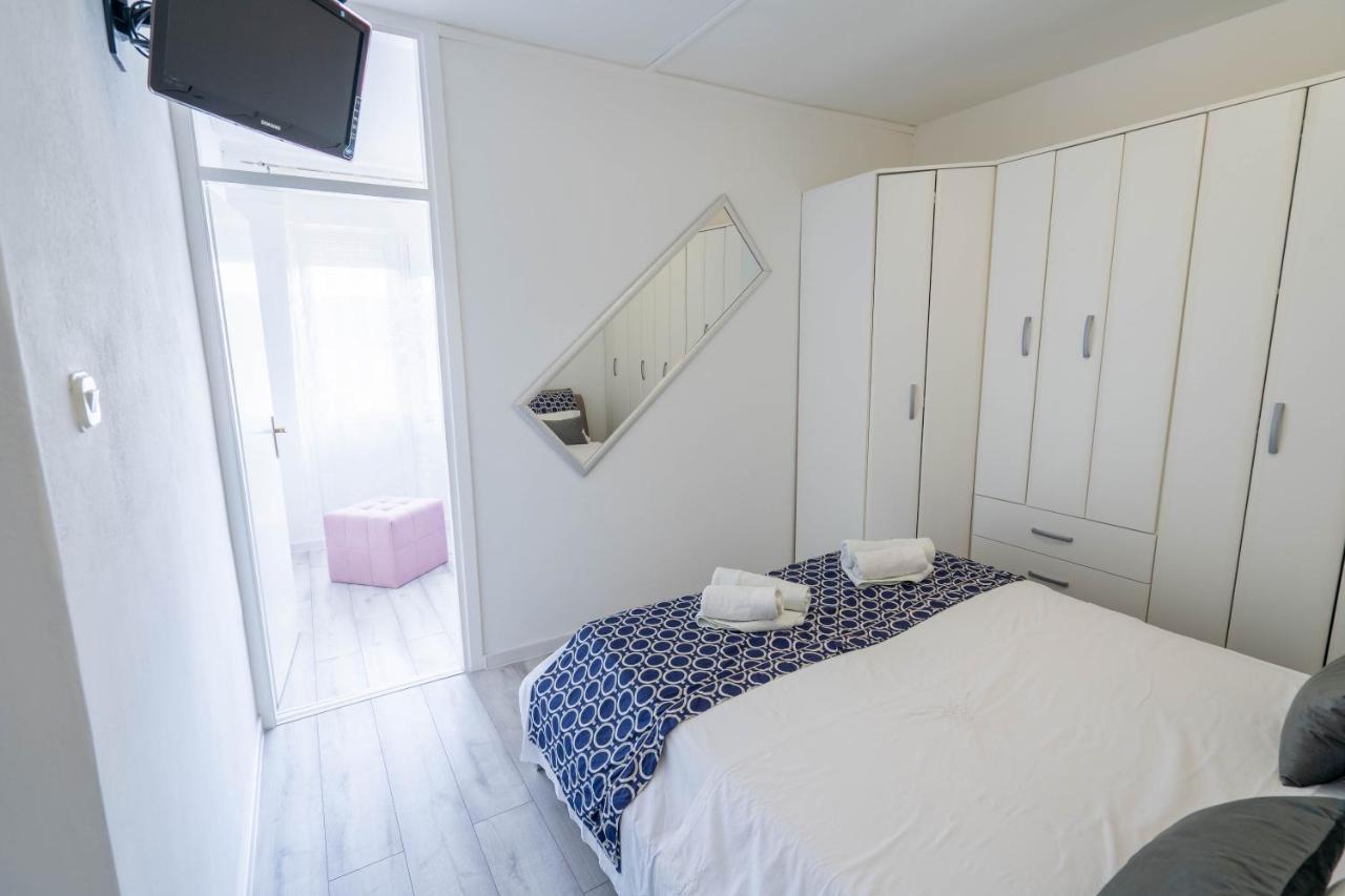 Ferienwohnung Apartman M Knin Exterior foto