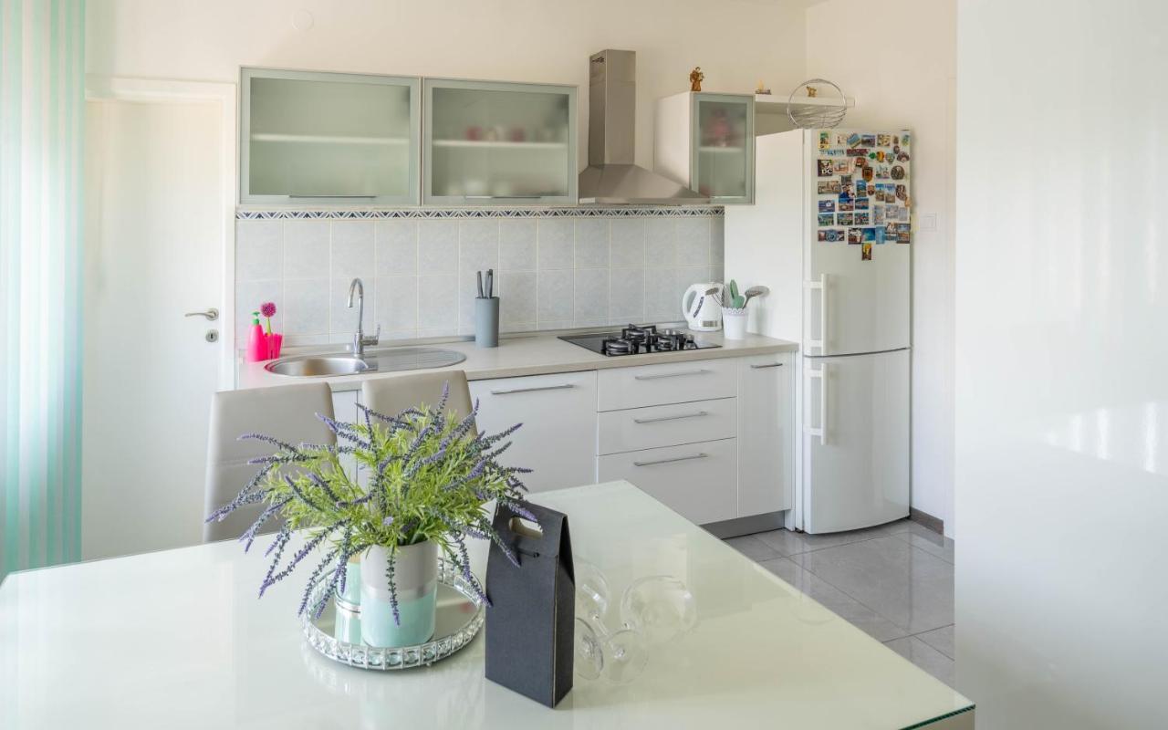 Ferienwohnung Apartman M Knin Exterior foto