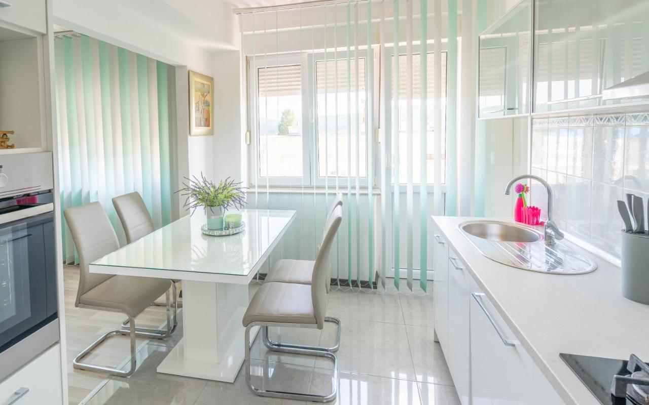 Ferienwohnung Apartman M Knin Exterior foto